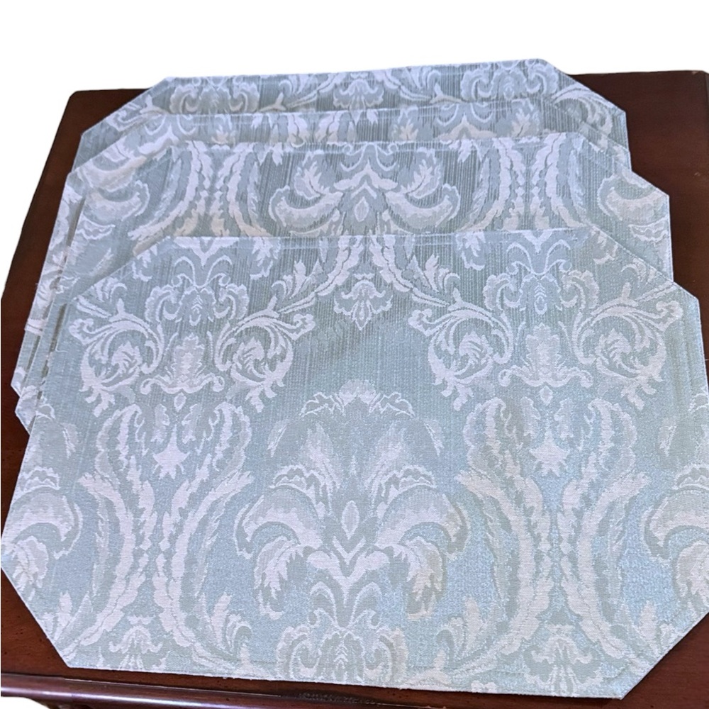 WATERFORD Vintage Icy Blue Damask Royal Palace Collection Placemats (4) 19x13”